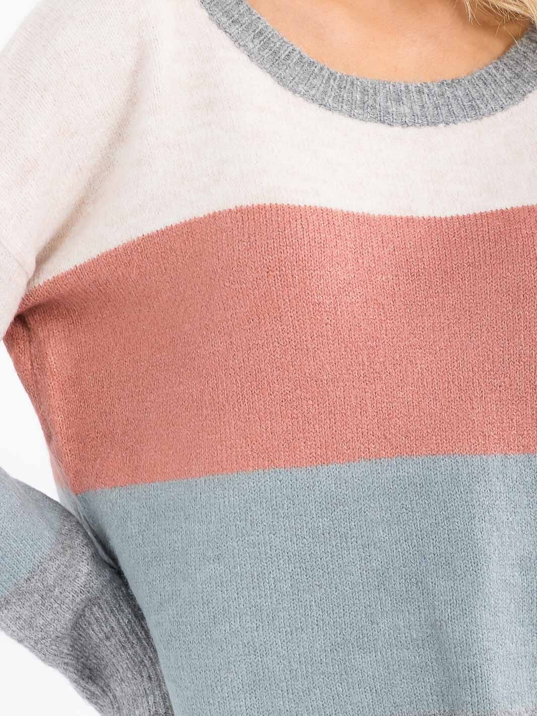 Women's Long Sleeve Color Block Round Neck Sweater